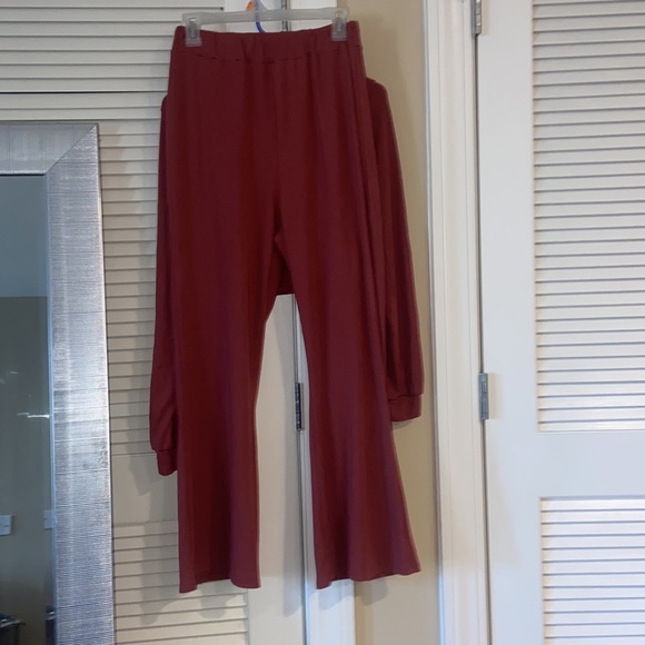 2 piece lounge set from SHEIN - Picture 1 of 4